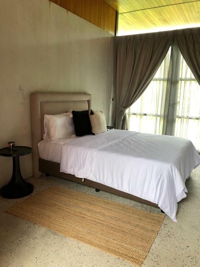 Laman Villa